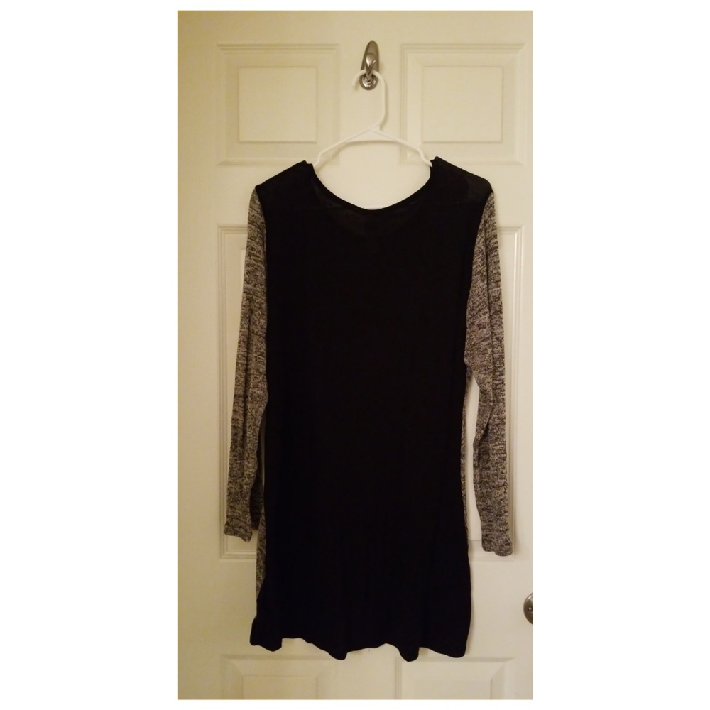 ***Plus Size High-Low Pullover*** - Picture 3 of 7